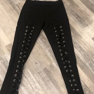 Lace up style leggings